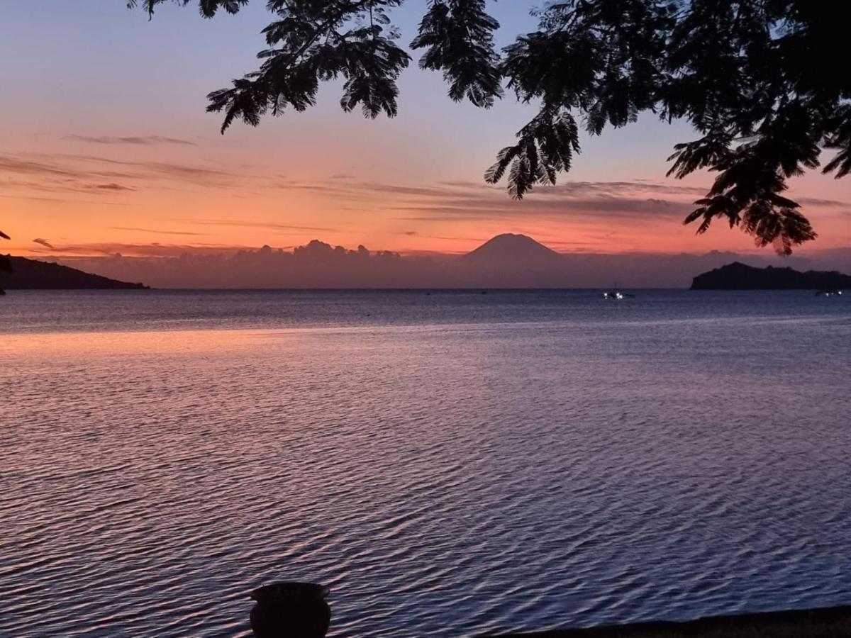 Khabita Beach Resort Lembar  Dış mekan fotoğraf