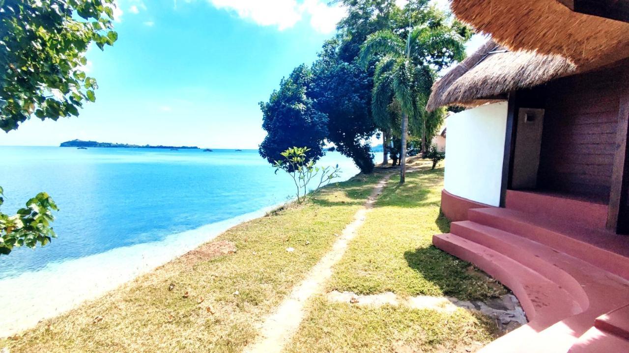 Khabita Beach Resort Lembar  Dış mekan fotoğraf